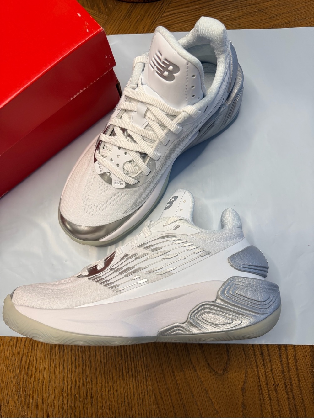 New Balance Men’s White and Silver Athletic Sneakers